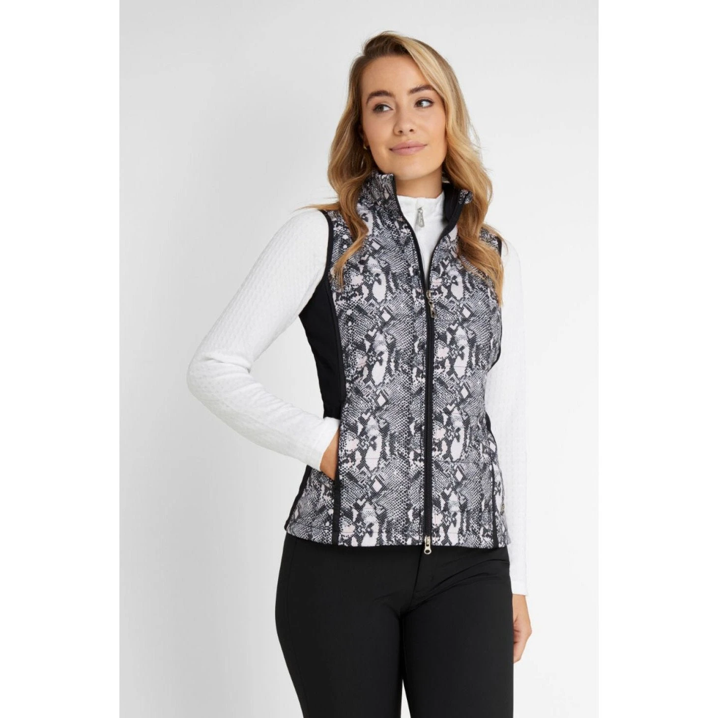 Green Lamb Ladies Giselle Printed Quilted Golf Gilet AG21899 - Image 5